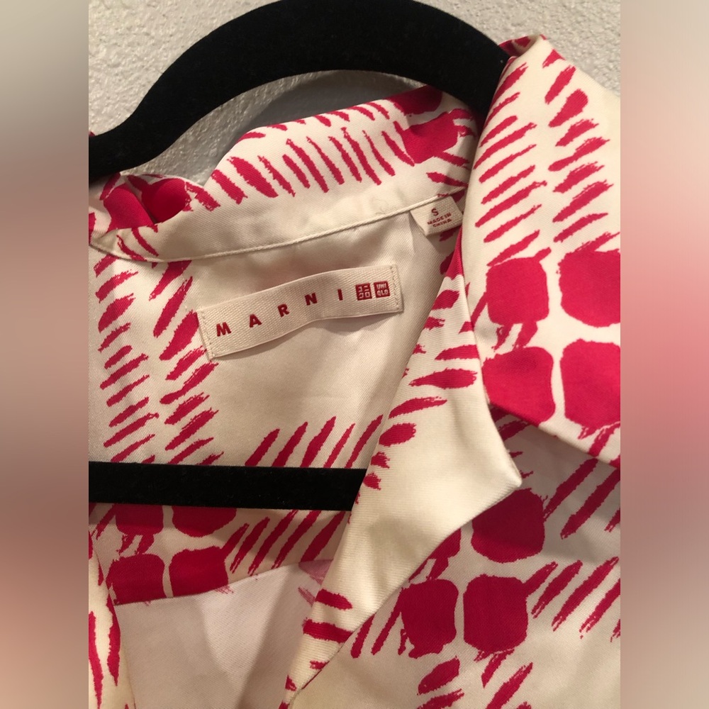 Blouse - Picture 2 of 3